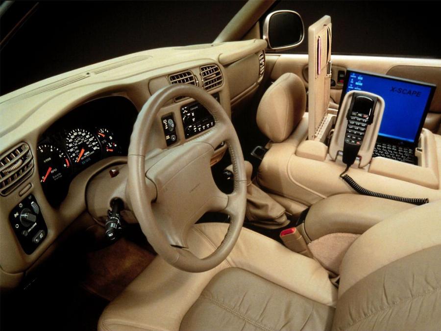  Oldsmobile Bravada X-Scape Concept 1998 года  (фото 3 из 10)